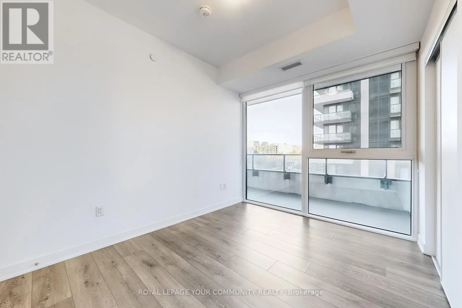 503 - 95 ONEIDA CRESCENT