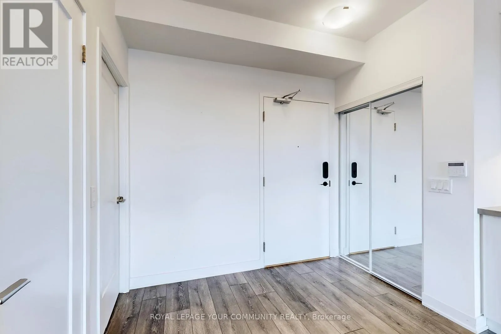 503 - 95 ONEIDA CRESCENT