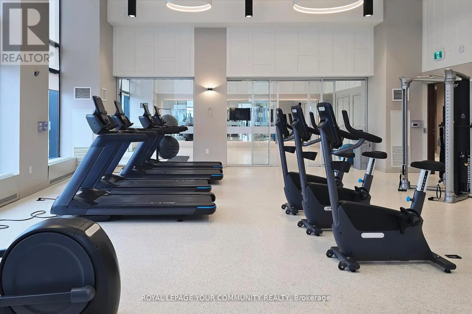 503 - 95 ONEIDA CRESCENT