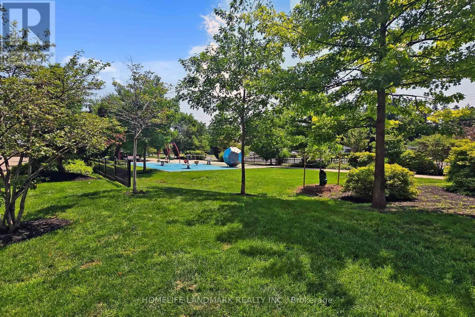 1123 - 7161 YONGE STREET