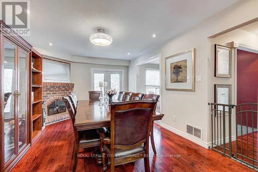 98 YORK HILL BOULEVARD