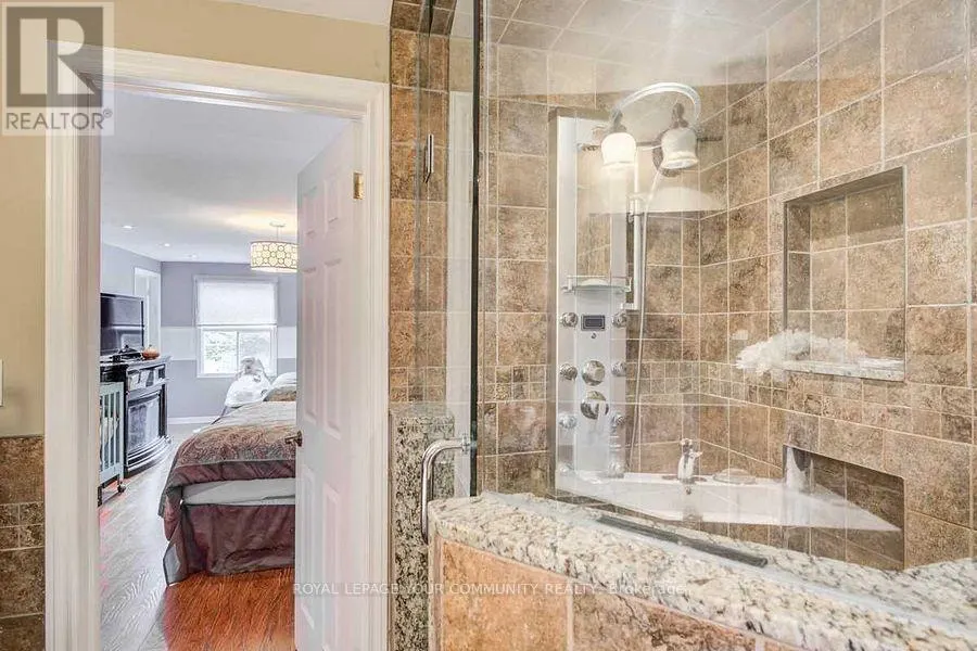 98 YORK HILL BOULEVARD