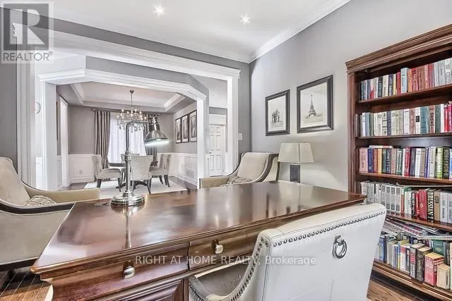 154 PETER RUPERT AVENUE W