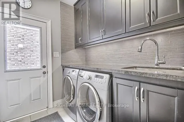 154 PETER RUPERT AVENUE W