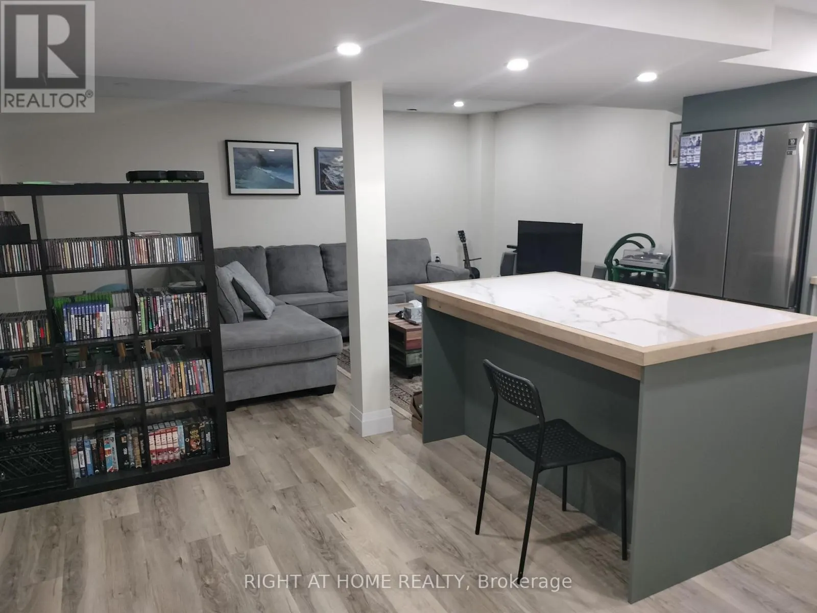 154 PETER RUPERT AVENUE W