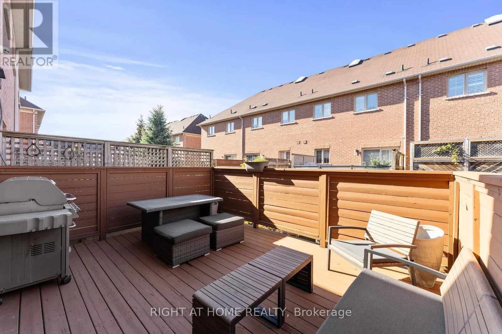 18 ISAAC DEVINS AVENUE