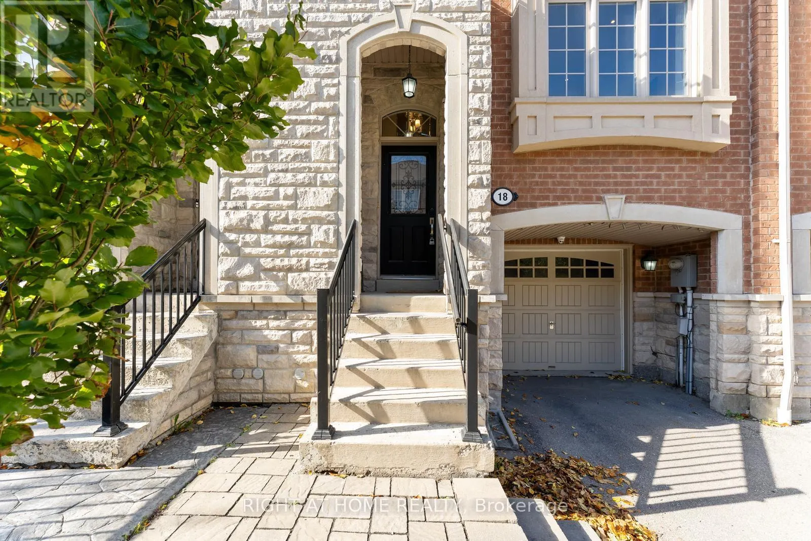 18 ISAAC DEVINS AVENUE