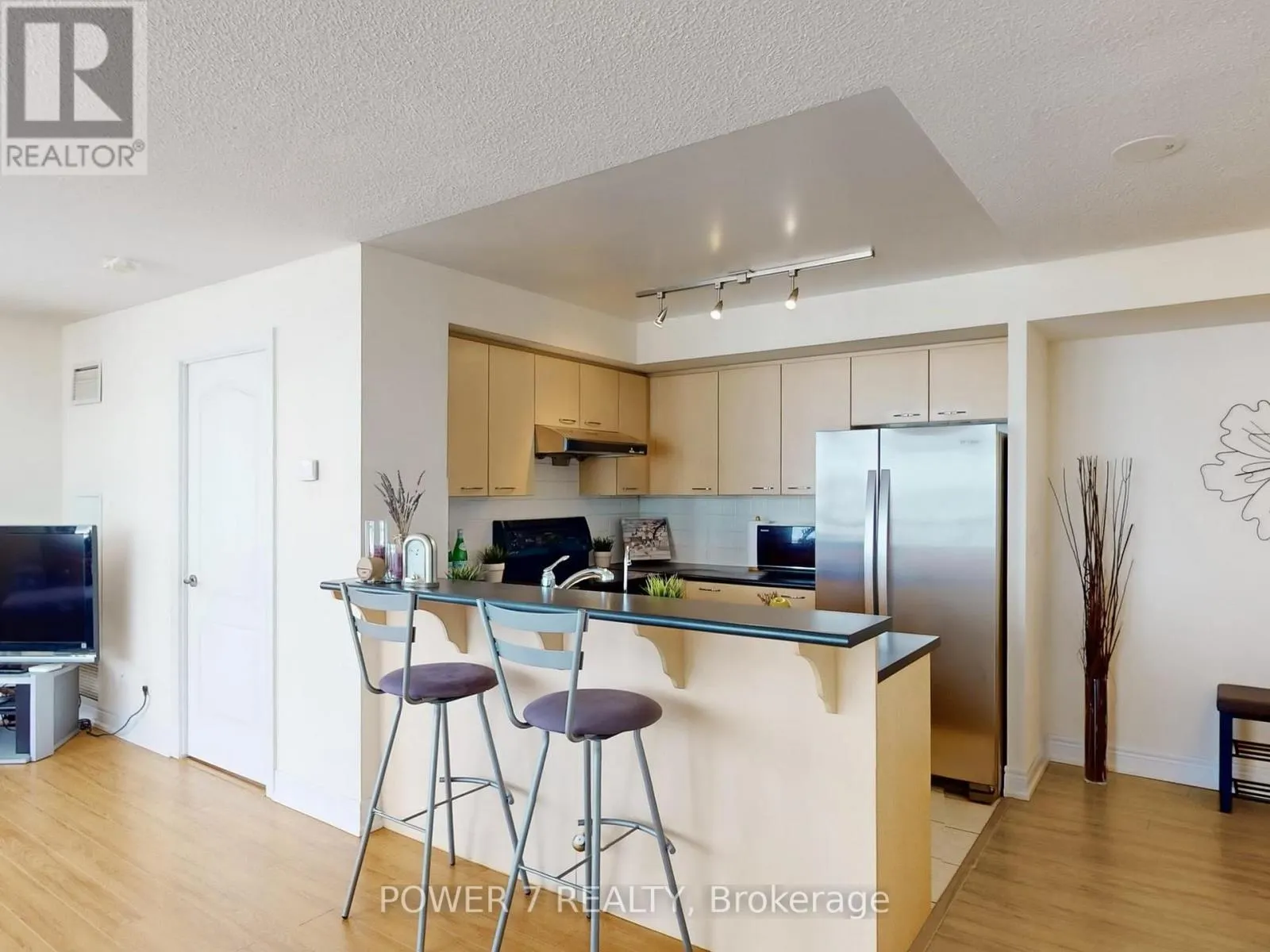 618 - 48 SUNCREST BOULEVARD