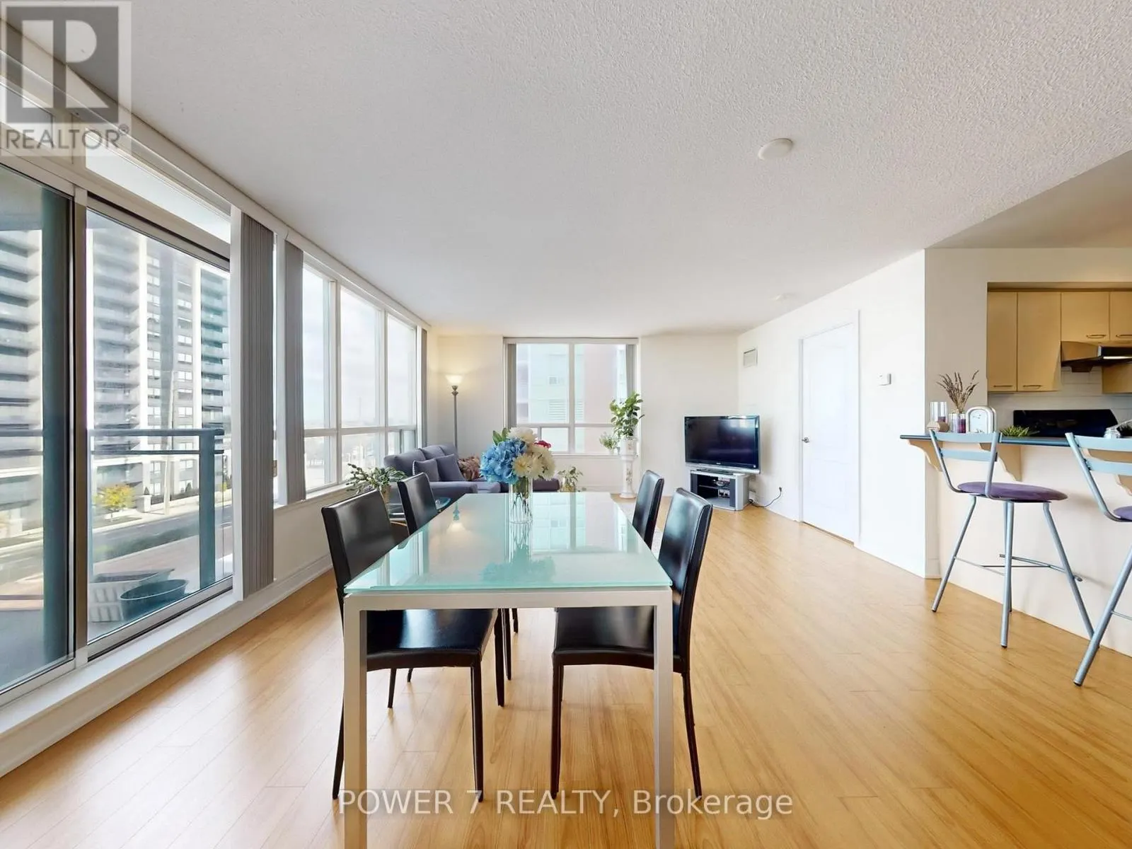 618 - 48 SUNCREST BOULEVARD