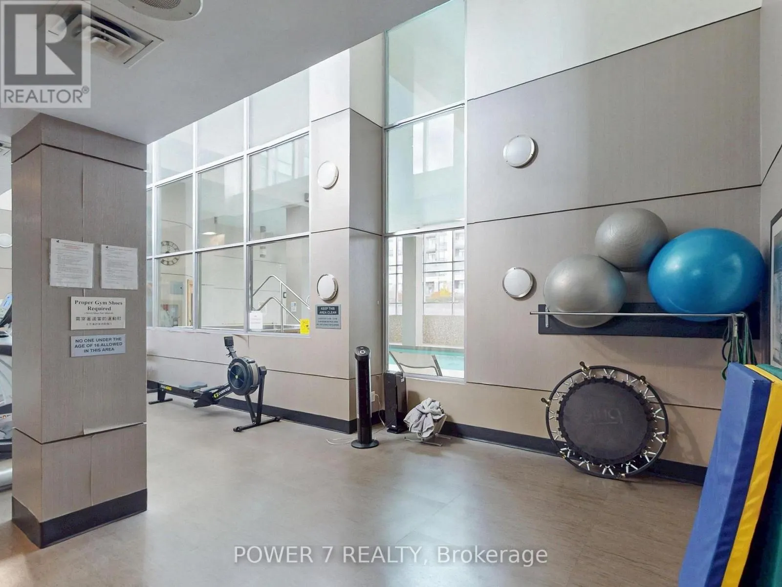 618 - 48 SUNCREST BOULEVARD