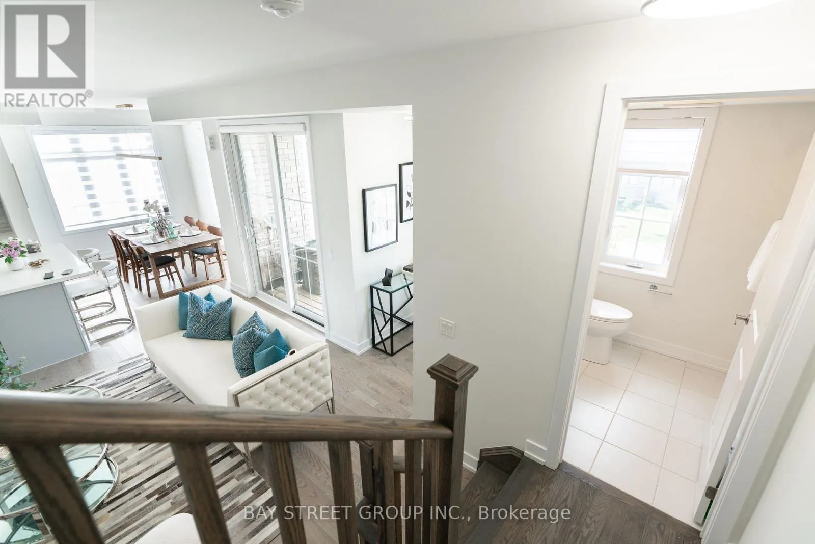 2 WILLIAM SHEARN CRESCENT