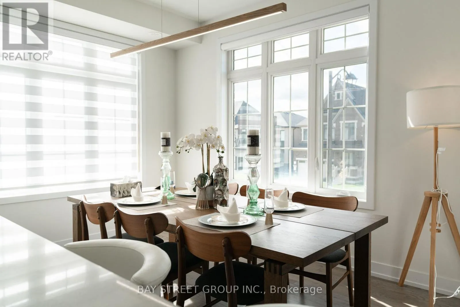 2 WILLIAM SHEARN CRESCENT