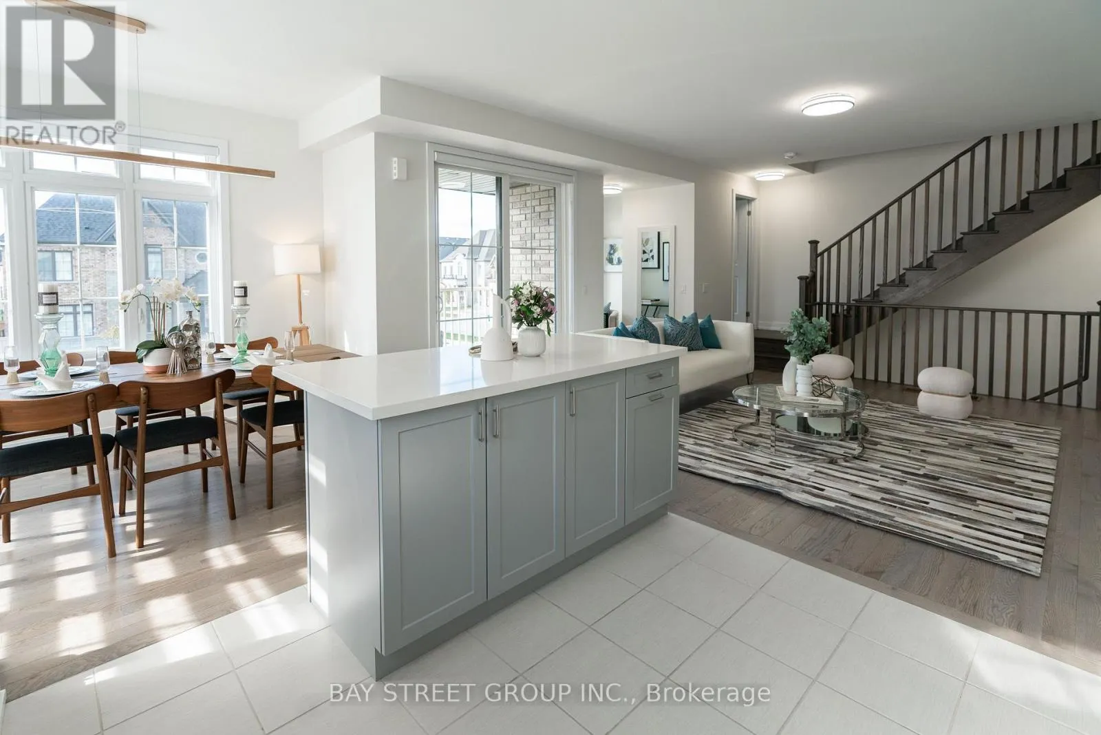 2 WILLIAM SHEARN CRESCENT