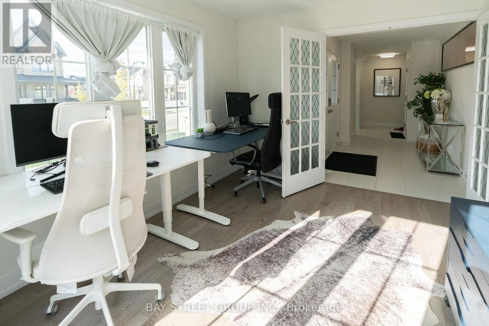 2 WILLIAM SHEARN CRESCENT