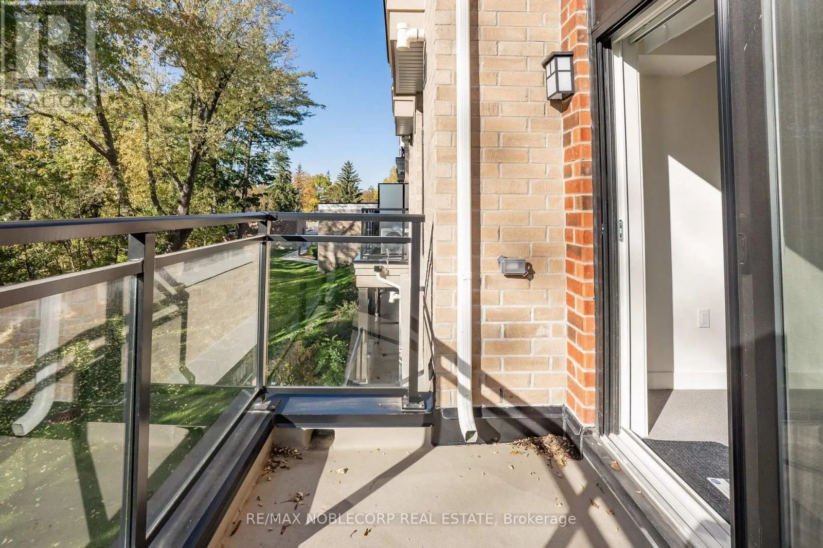 2205 - 58 ELIZABETH STREET E