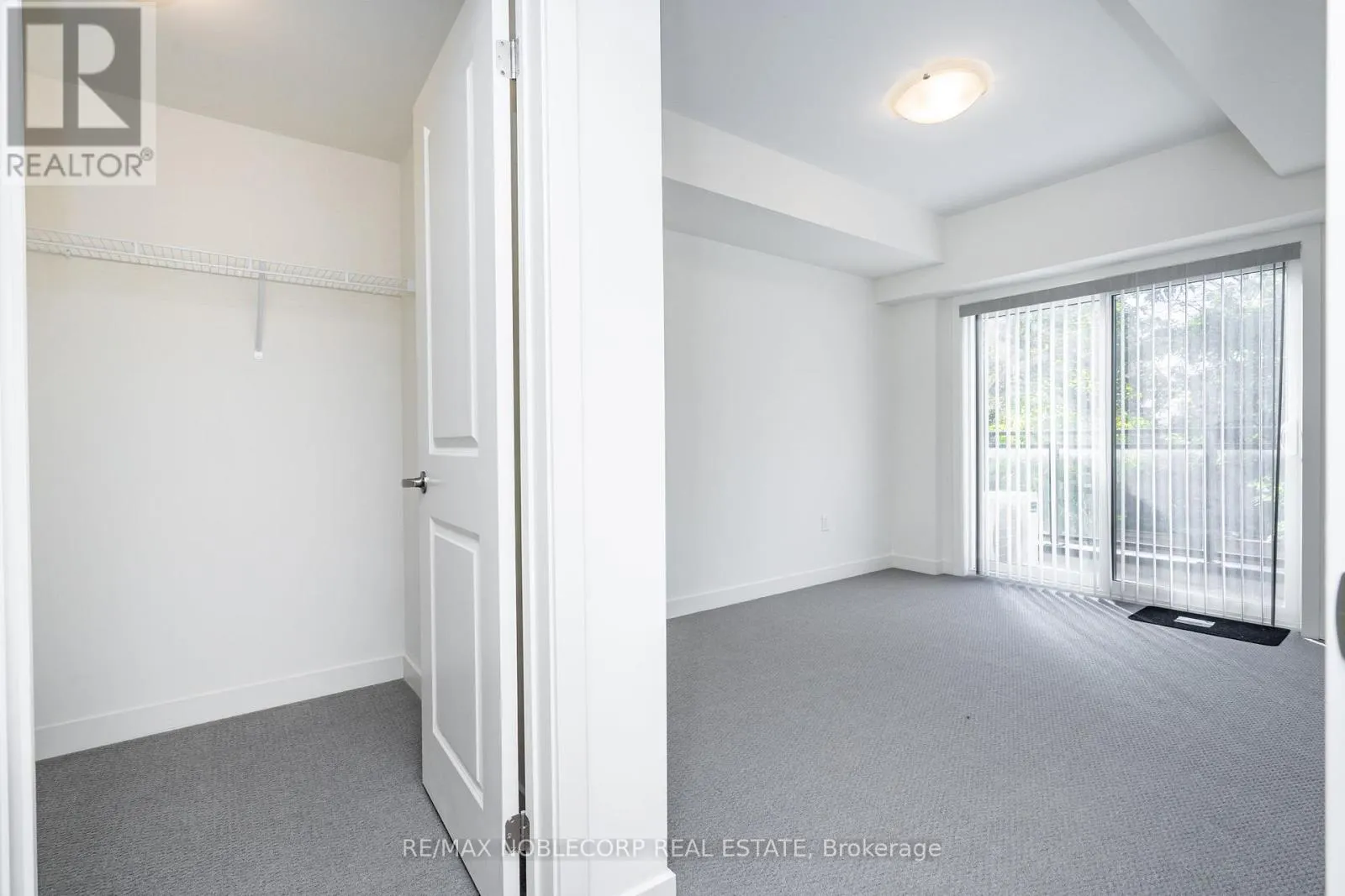 2205 - 58 ELIZABETH STREET E