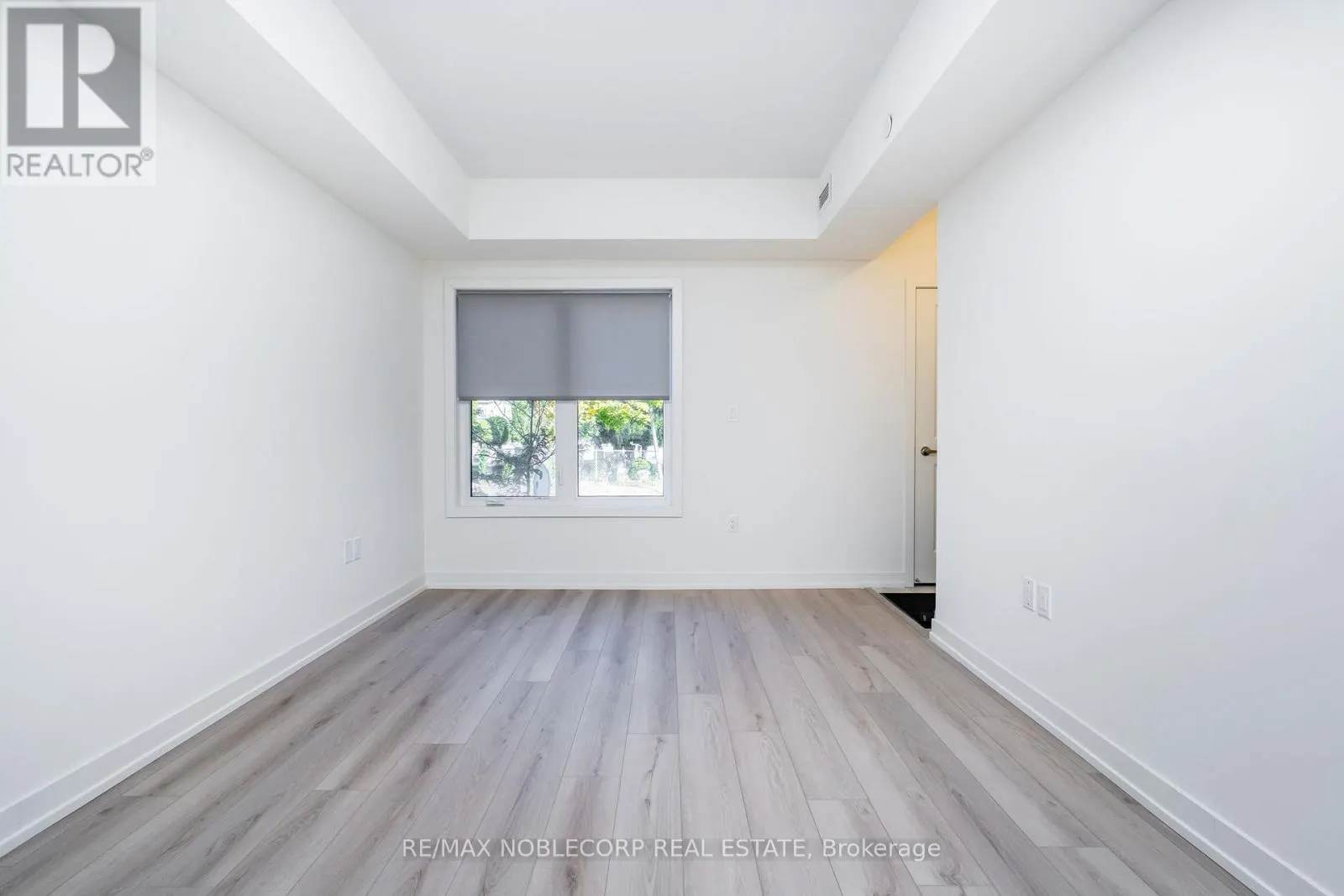 2205 - 58 ELIZABETH STREET E