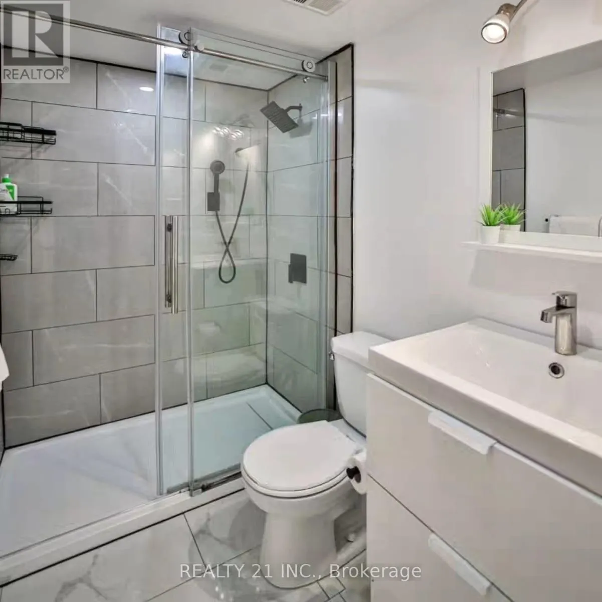 1036 - 75 WELDRICK ROAD E