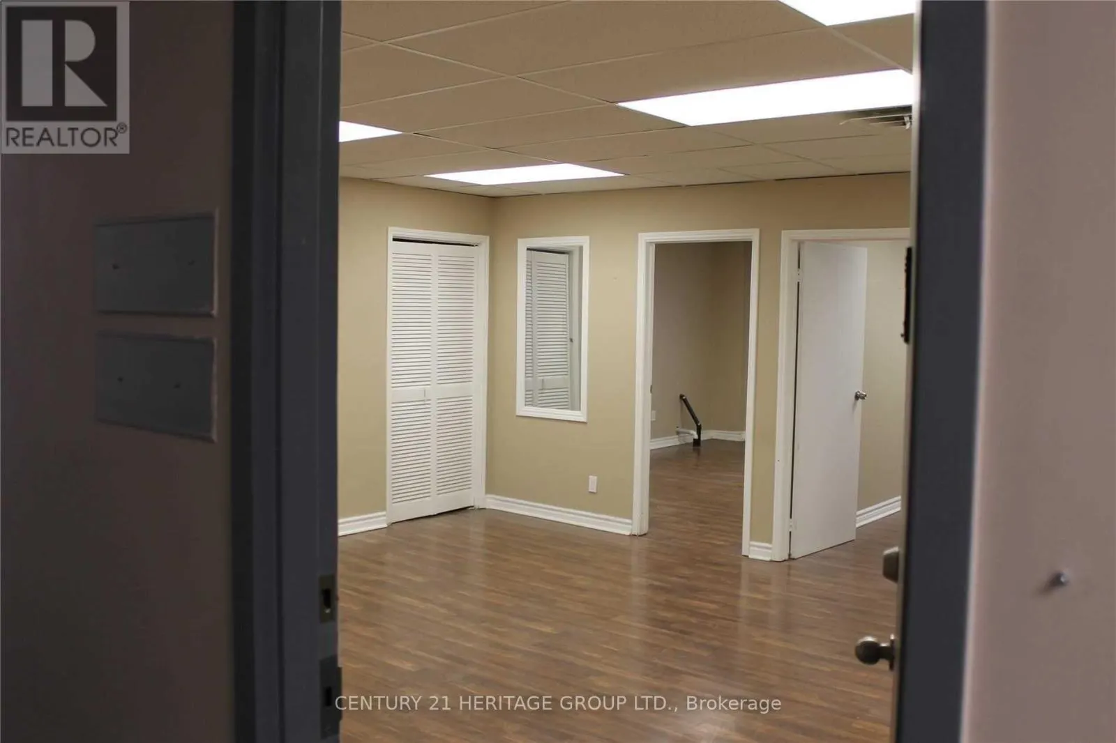 207 - 10255 YONGE STREET