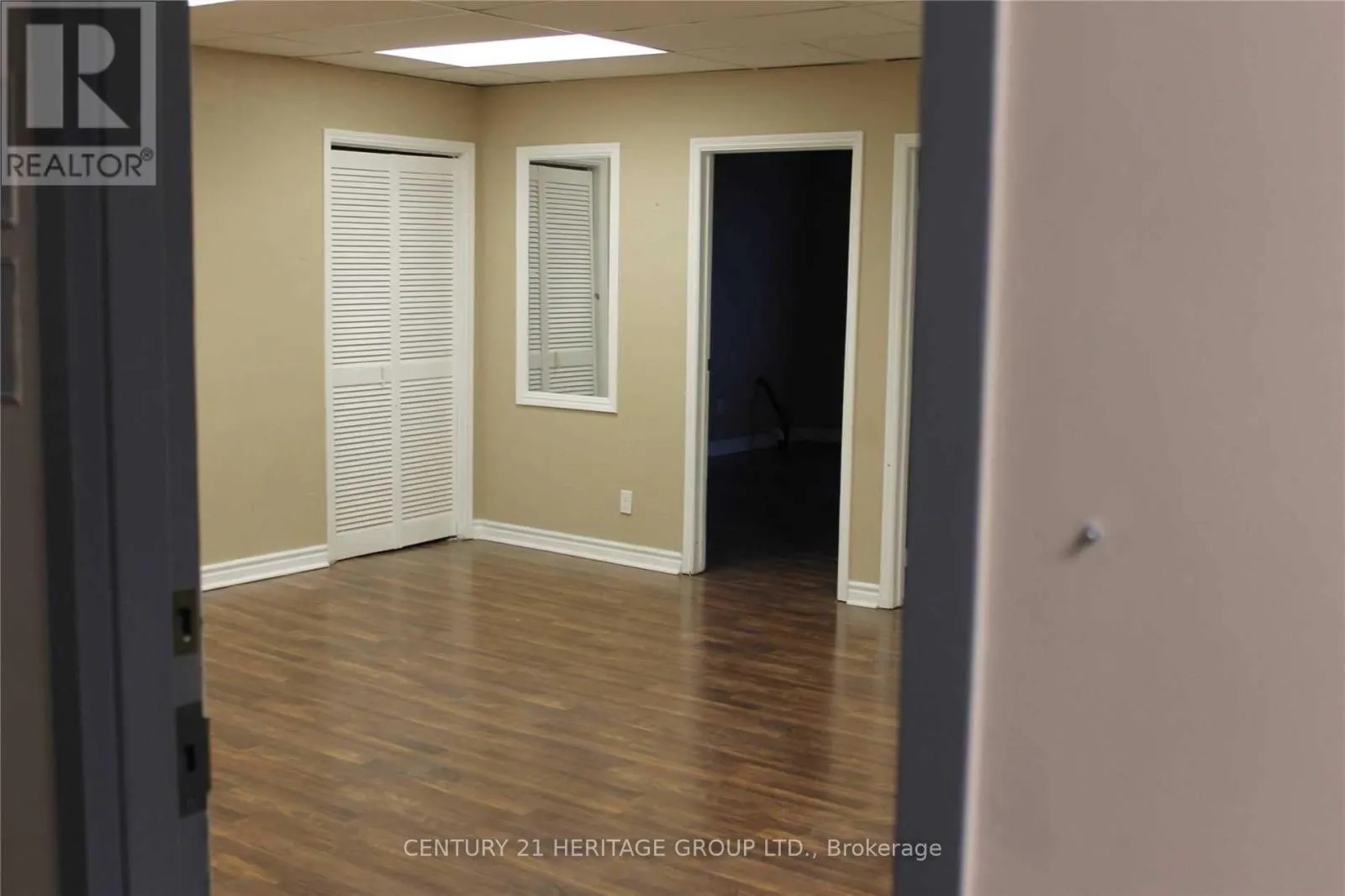 207 - 10255 YONGE STREET