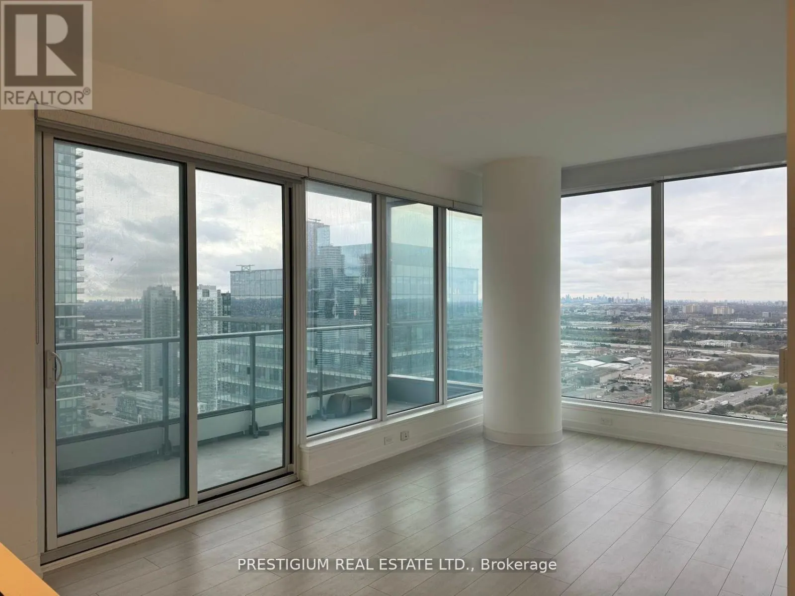 4206 - 950 PORTAGE PARKWAY