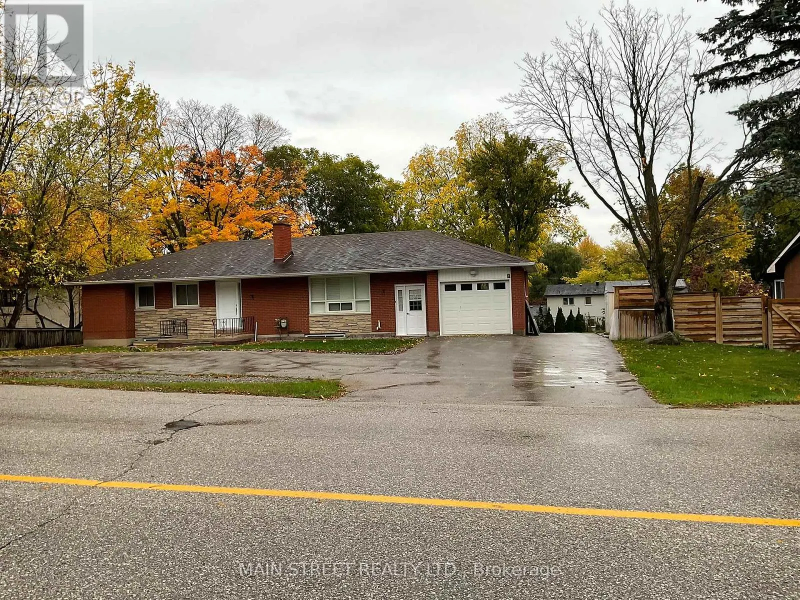 MAIN FLOOR - 4365 7TH LINE