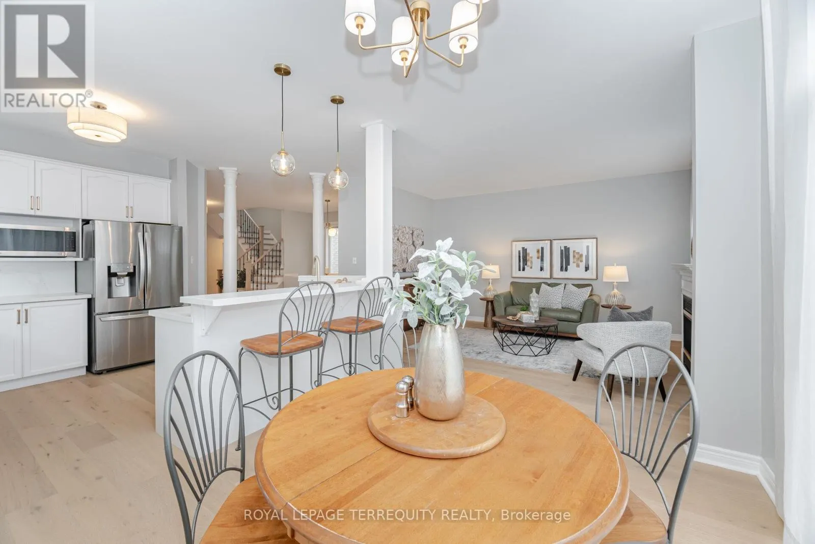 43 BLACK WALNUT DRIVE