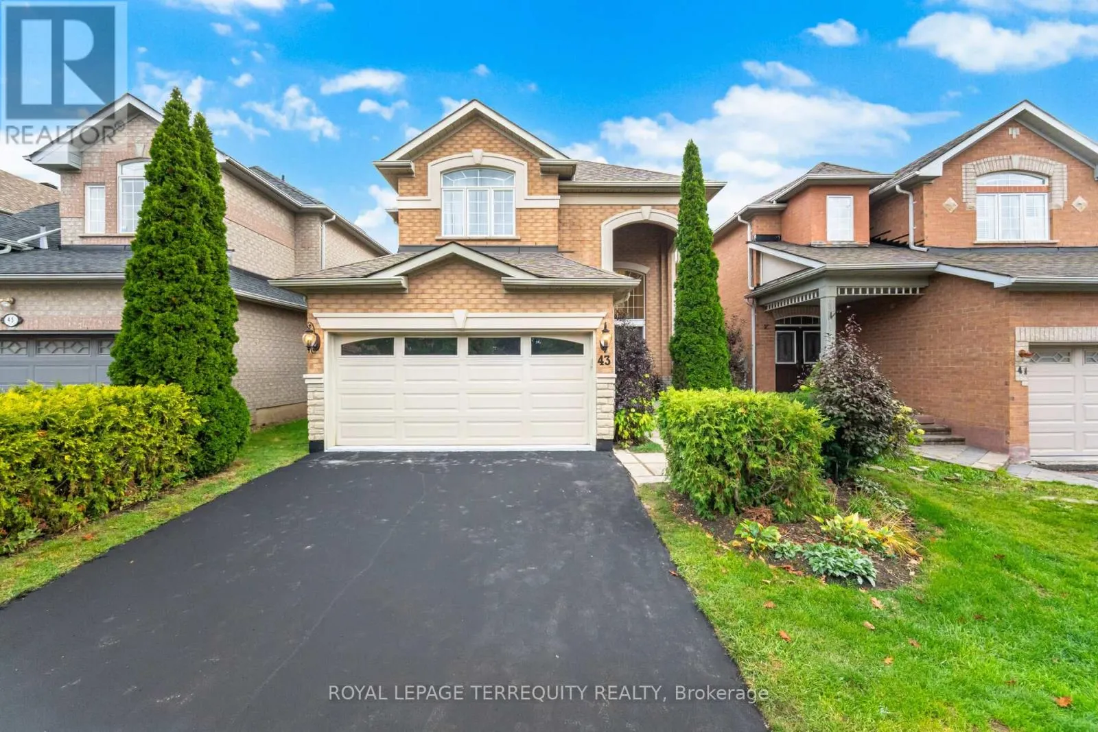 43 BLACK WALNUT DRIVE