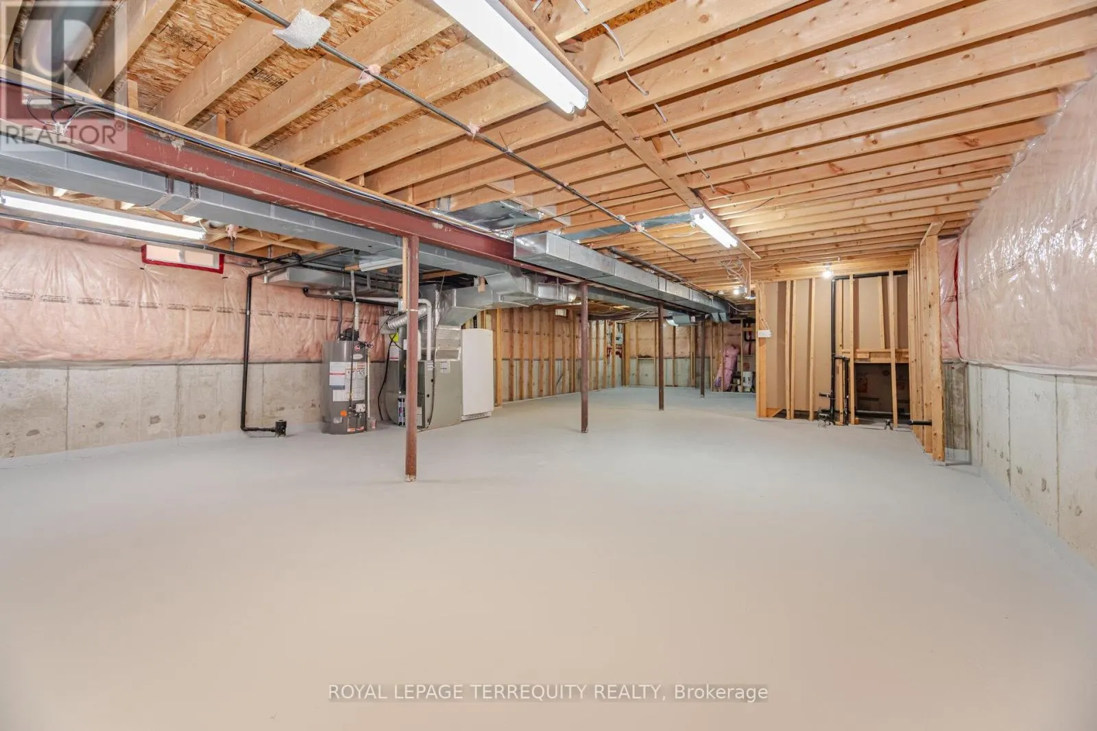 43 BLACK WALNUT DRIVE