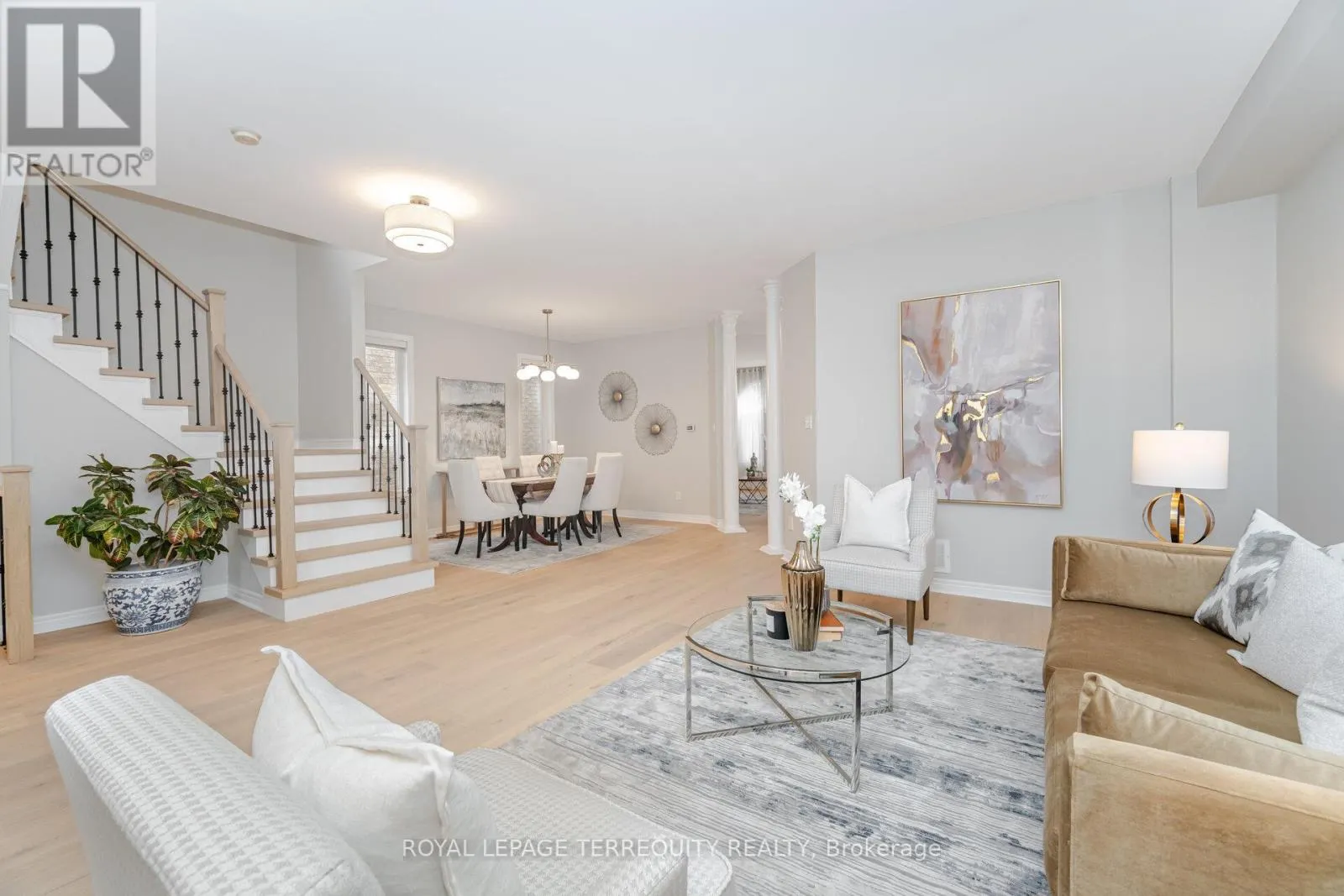 43 BLACK WALNUT DRIVE