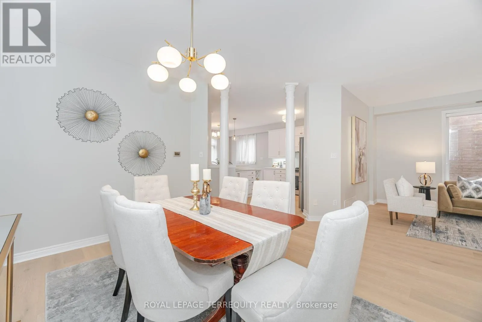 43 BLACK WALNUT DRIVE