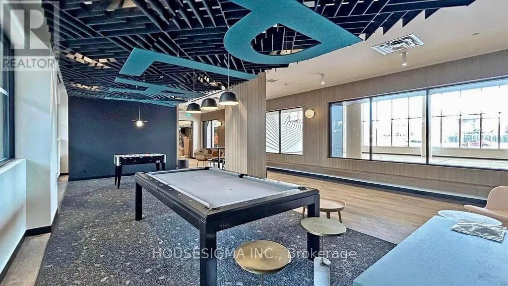 912 - 7950 BATHURST STREET