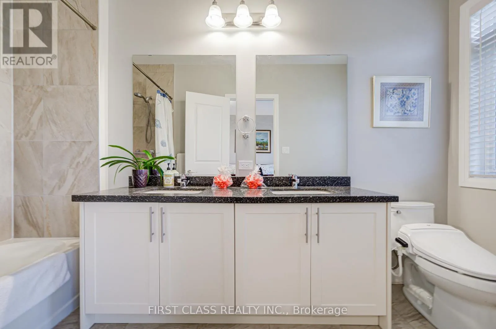 35 THOMAS FOSTER STREET