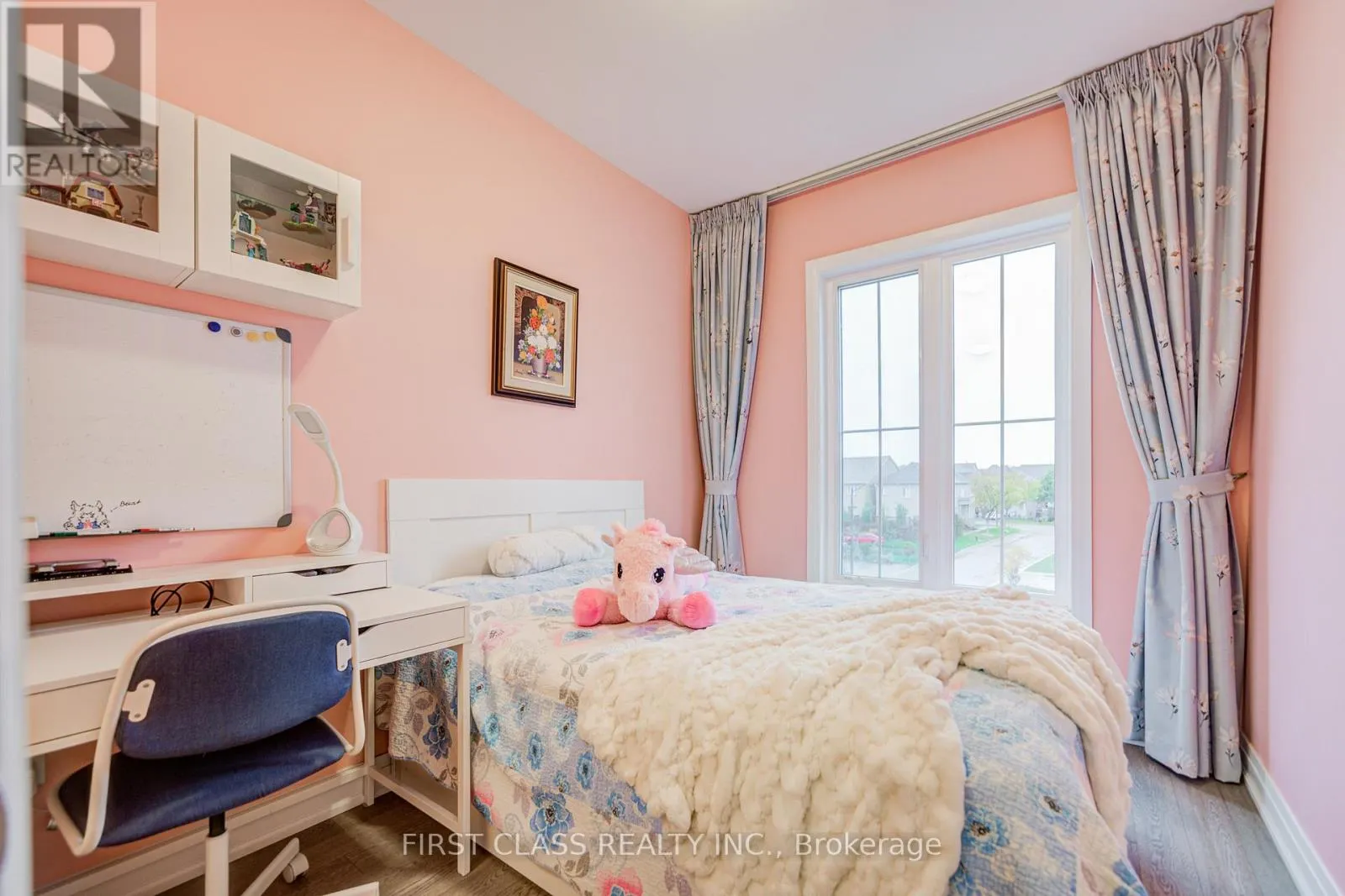 35 THOMAS FOSTER STREET