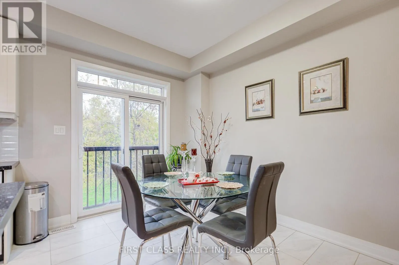 35 THOMAS FOSTER STREET