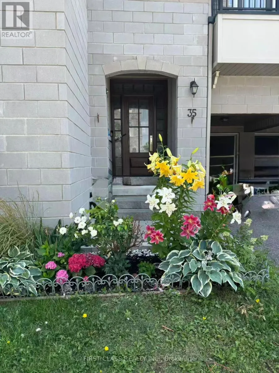 35 THOMAS FOSTER STREET