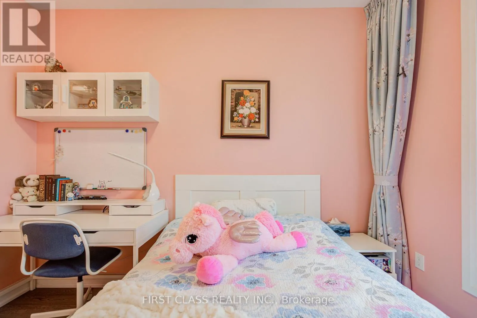 35 THOMAS FOSTER STREET