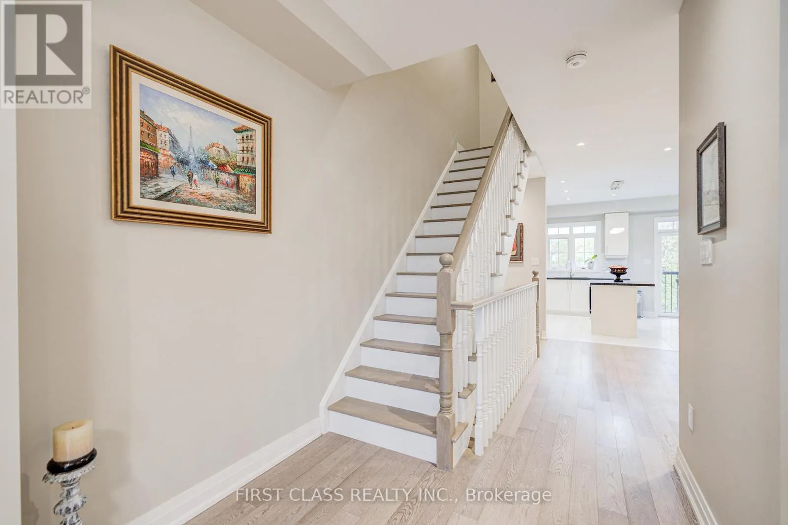 35 THOMAS FOSTER STREET