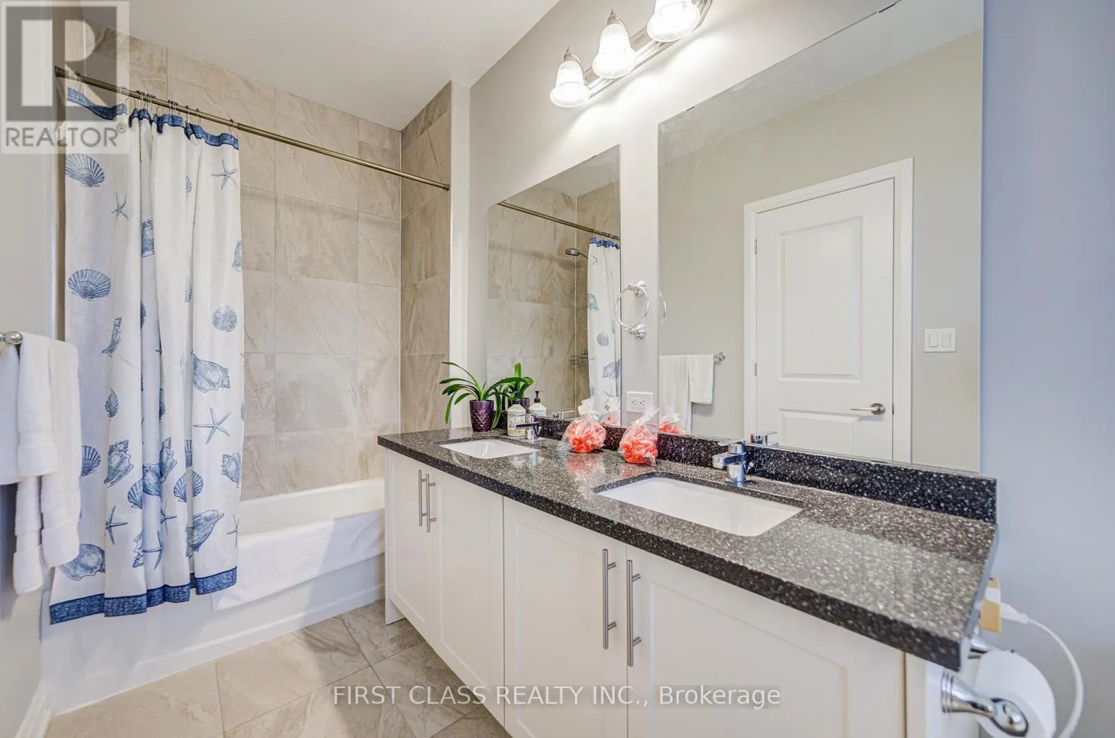 35 THOMAS FOSTER STREET