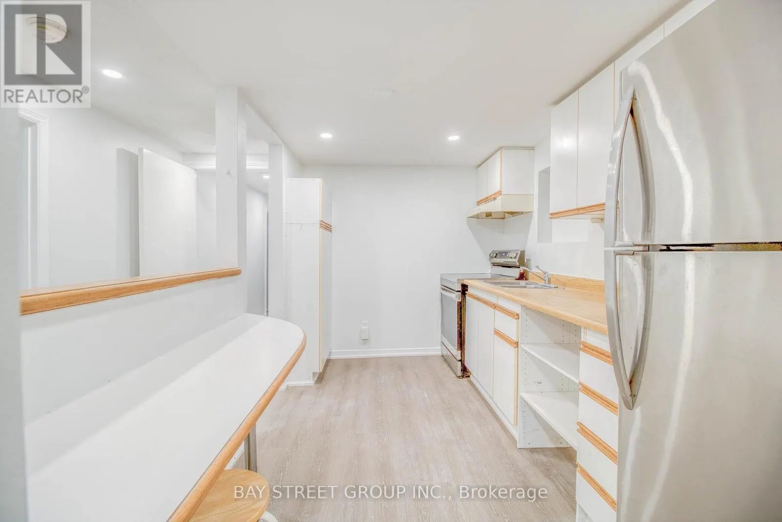 BASEMENT #2 - 65 DAVIS ROAD N