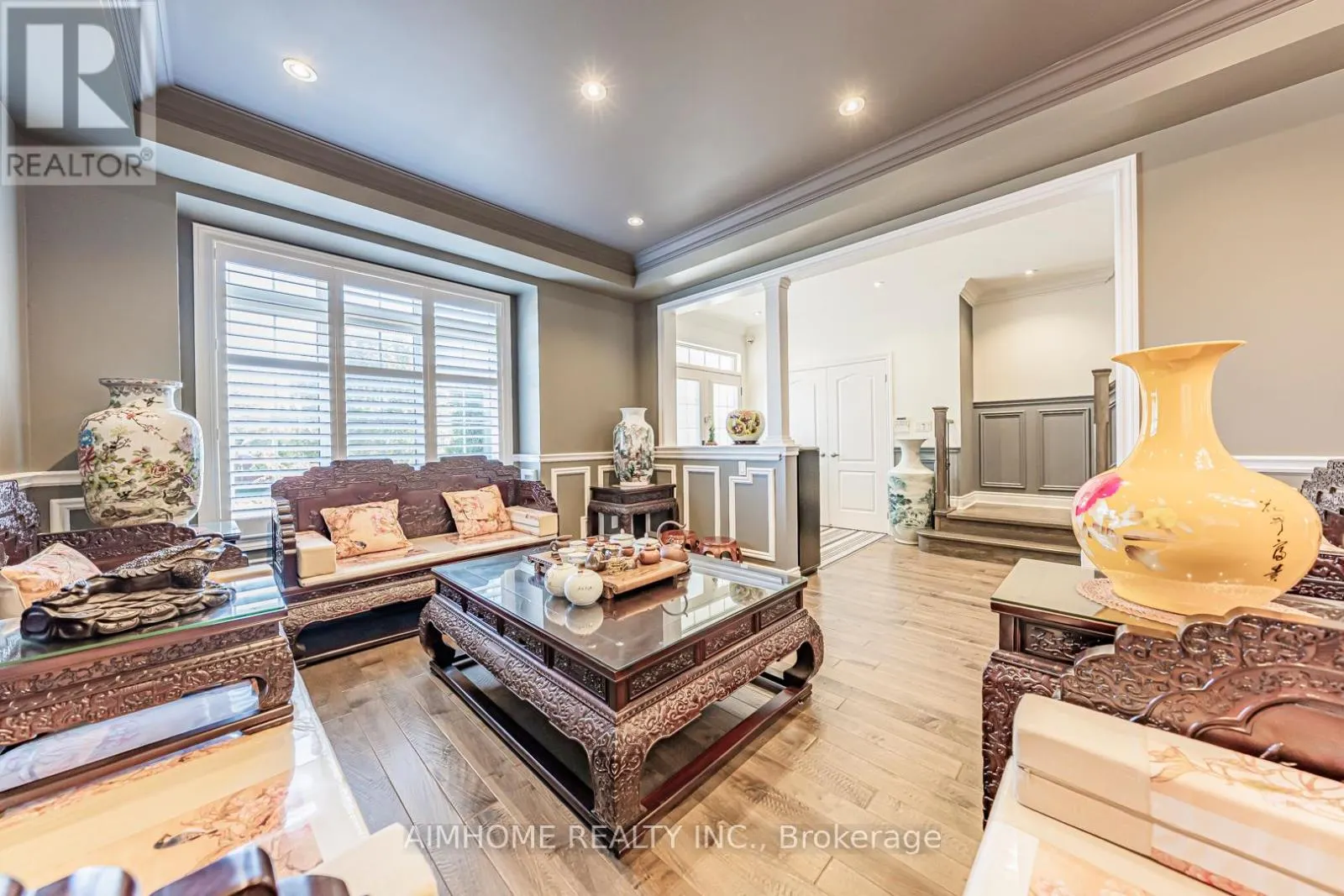 986 WILBUR PIPHER CIRCLE