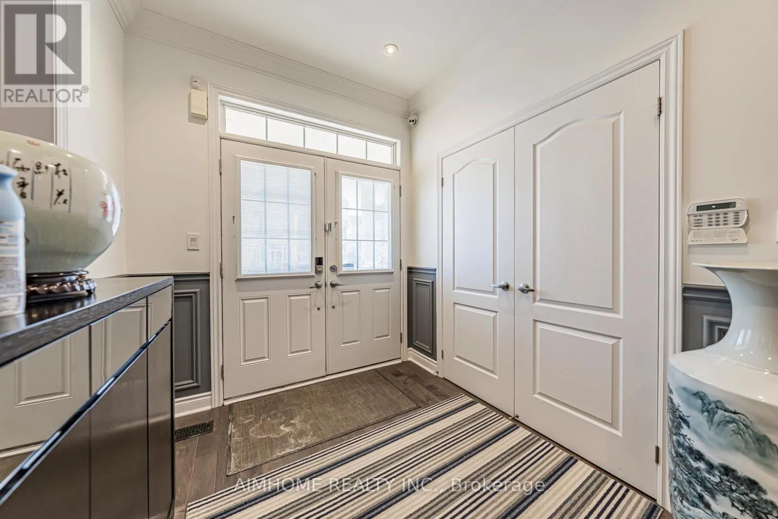 986 WILBUR PIPHER CIRCLE