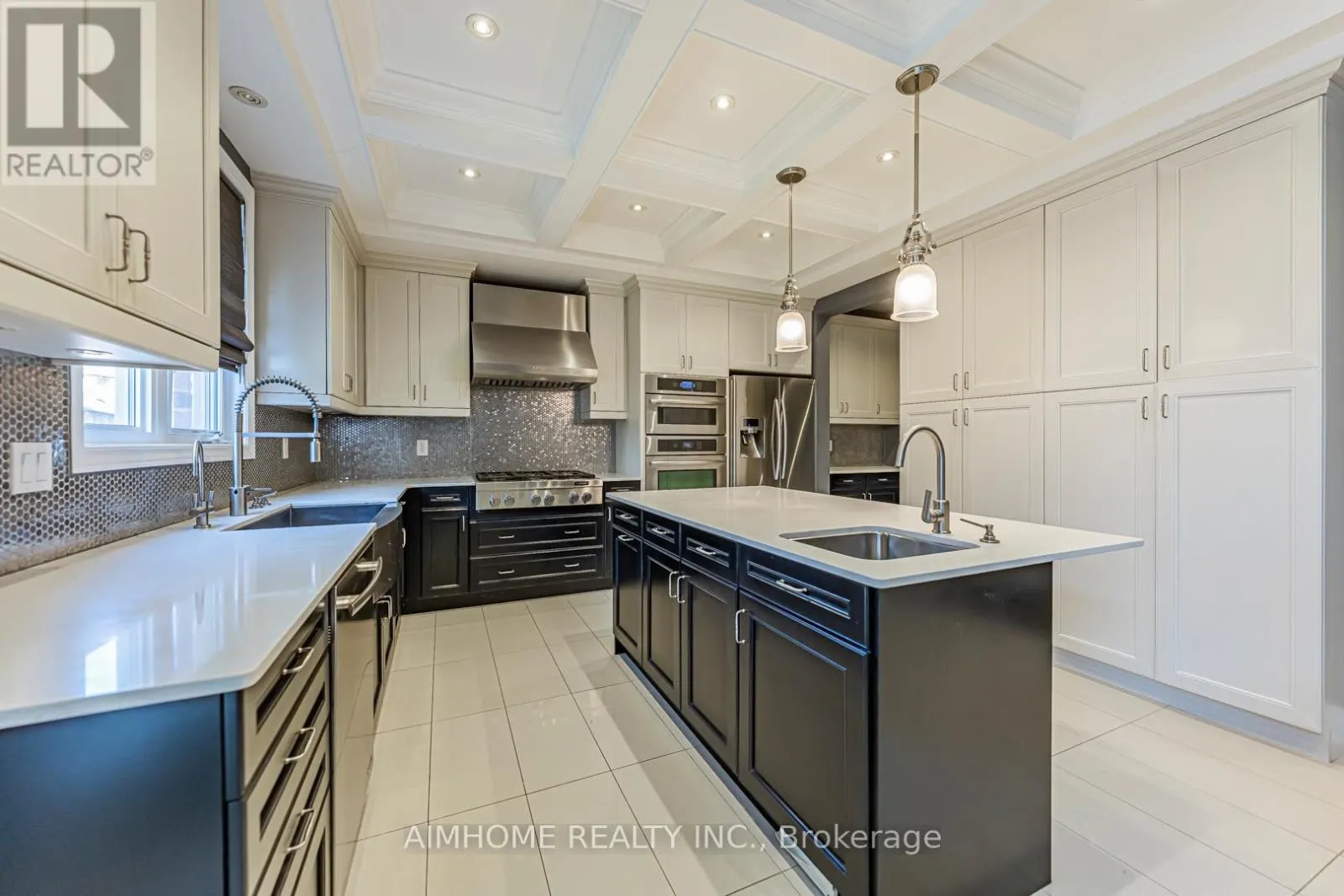 986 WILBUR PIPHER CIRCLE