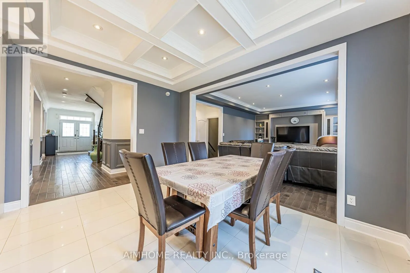 986 WILBUR PIPHER CIRCLE