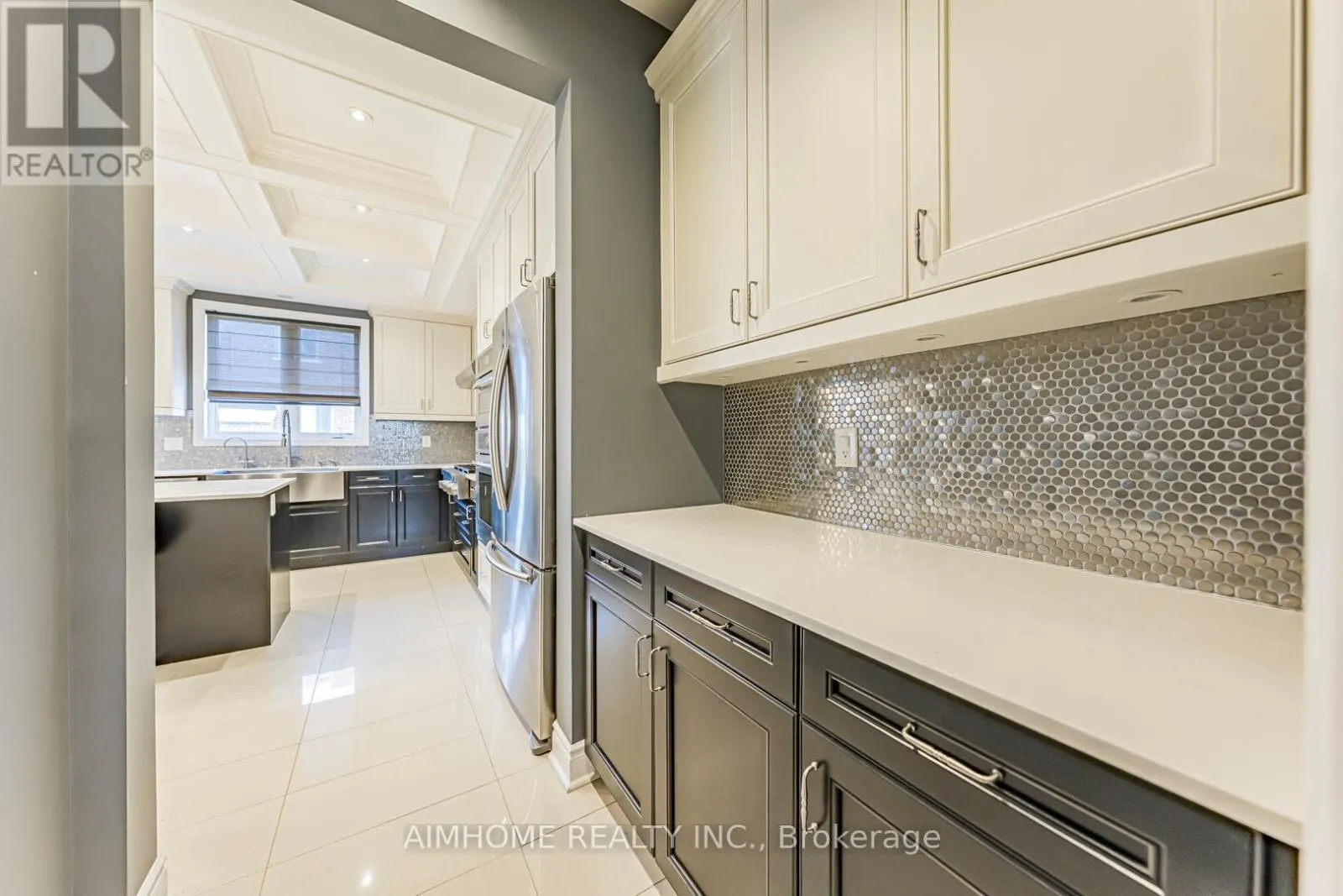 986 WILBUR PIPHER CIRCLE