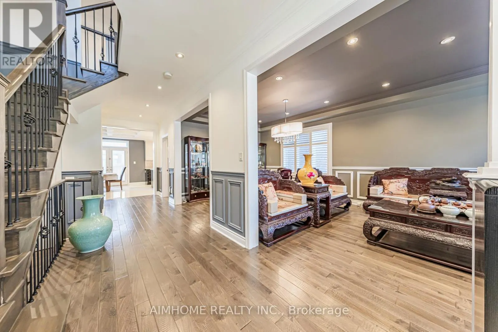 986 WILBUR PIPHER CIRCLE