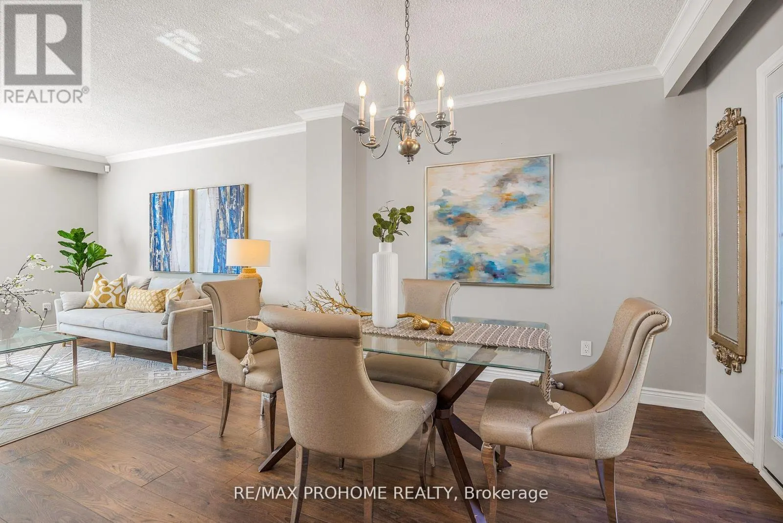 32 SIR BEDEVERE PLACE