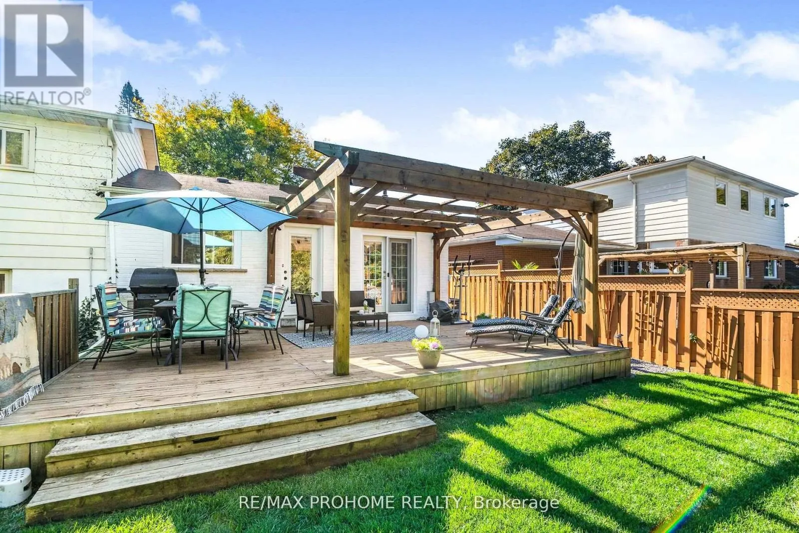 32 SIR BEDEVERE PLACE