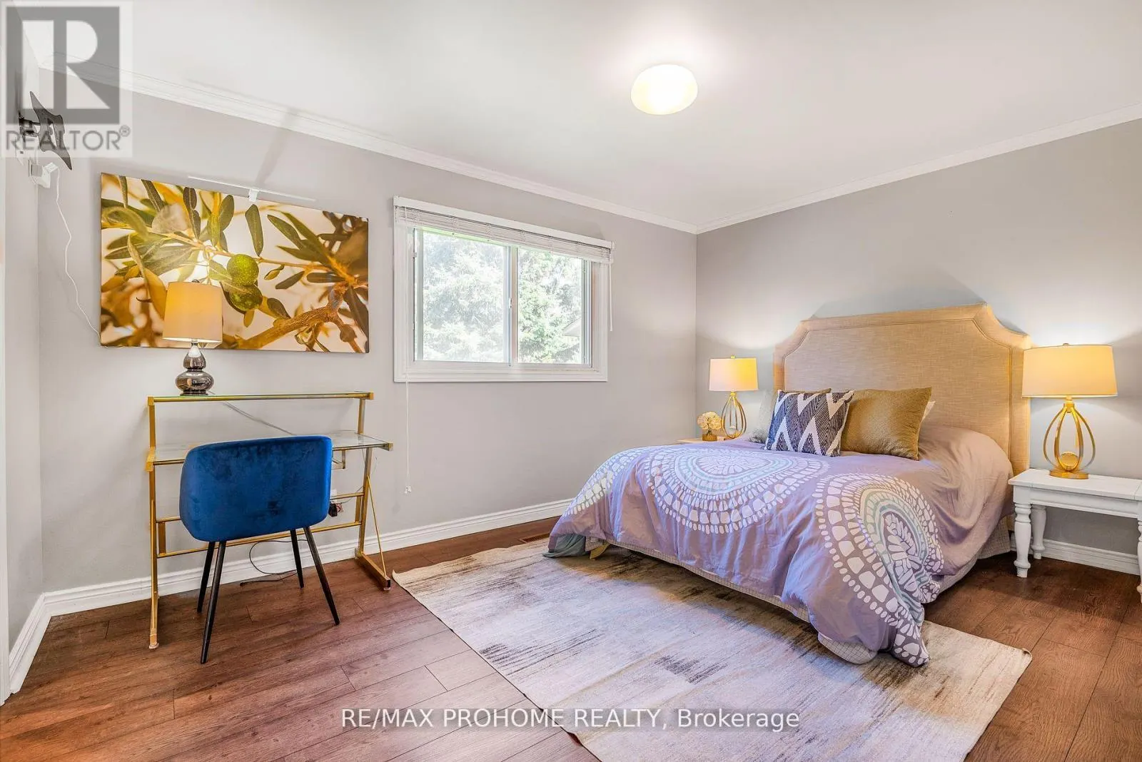 32 SIR BEDEVERE PLACE