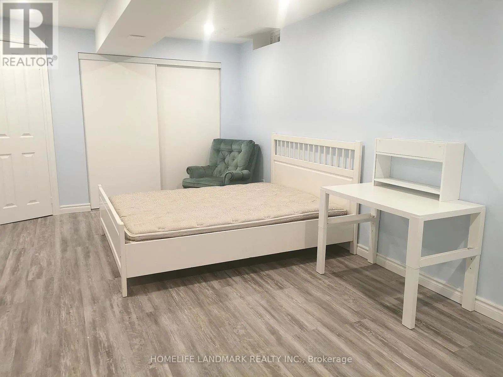 BASEMENT - 10 HUNTERS CORNERS